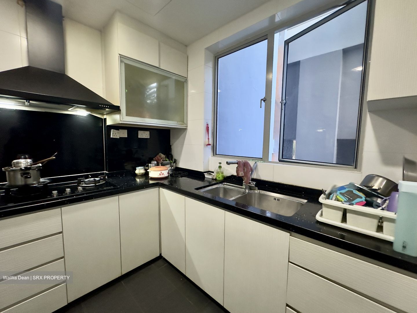 The Bayshore (D16), Condominium #580798111